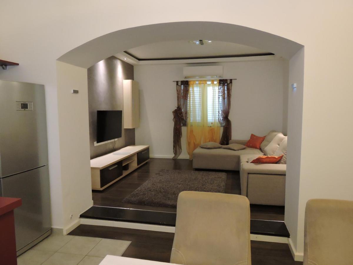 Apartman Breza Sibenik Ngoại thất bức ảnh