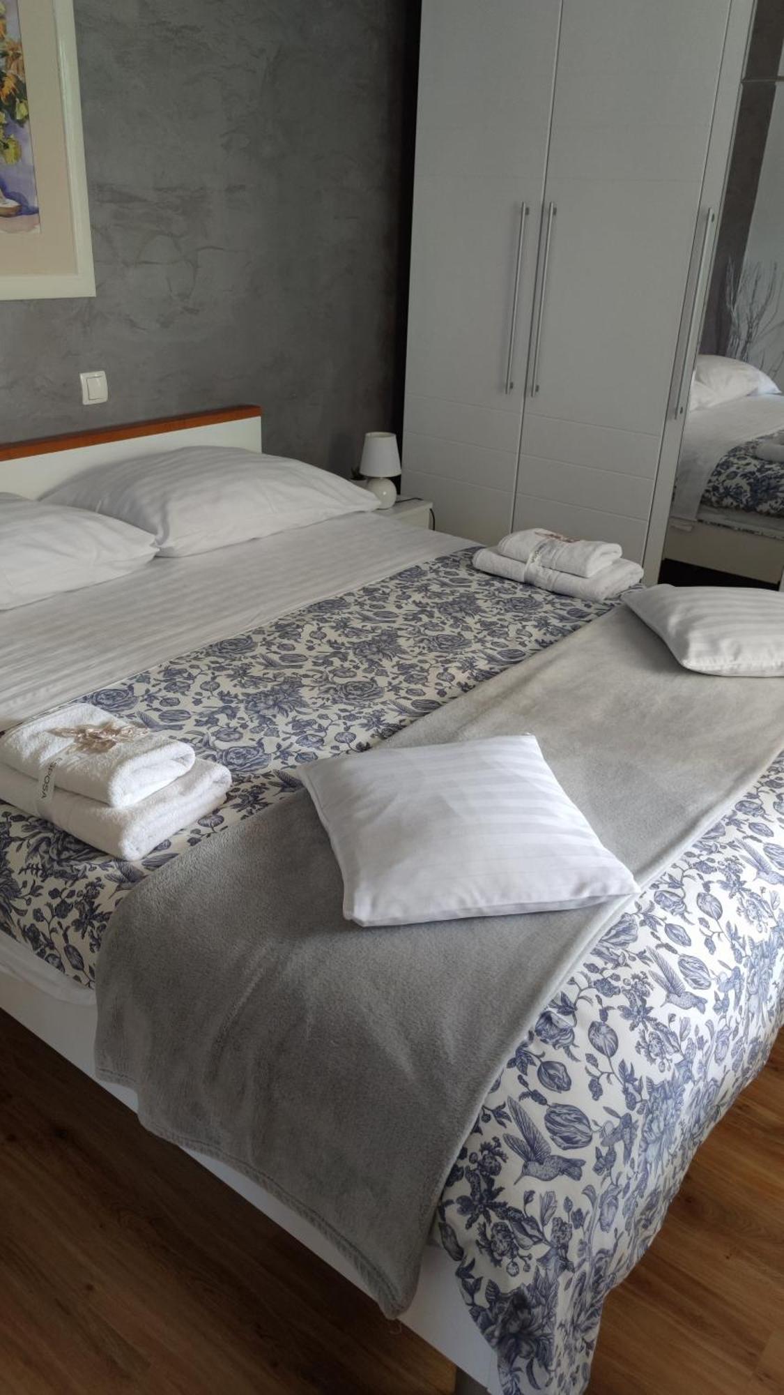 Apartman Breza Sibenik Ngoại thất bức ảnh